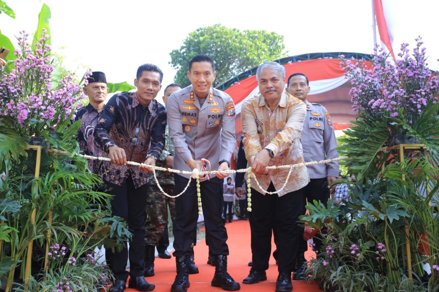 Polres Madiun Resmikan Jembatan Merah Putih Presisi untuk Warga