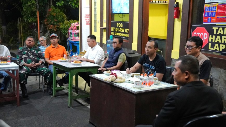 Sambang Poskamling Jadi Wujud Kehadiran Polisi di Tengah Masyarakat